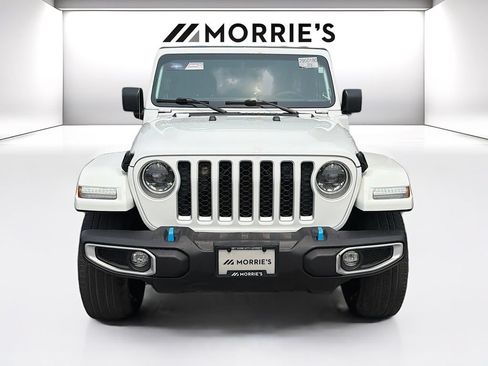 Used 2023 Jeep Wrangler Unlimited Sahara AWD/4WD image 2