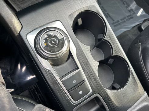 Used 2023 Ford Escape Platinum image 19