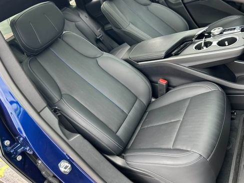 Used 2024 Cadillac Lyriq Luxury w/ LPO, Floor Liner Package AWD/4WD image 10
