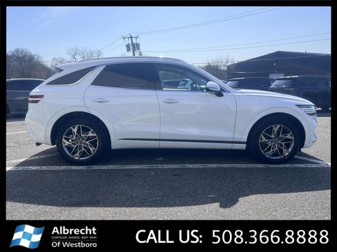 Used 2022 Genesis GV70 2.5T w/ Select Package image 6