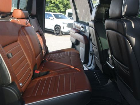 Used 2025 GMC Sierra 2500 Denali Ultimate AWD/4WD image 40