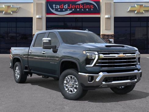 New 2026 Chevrolet Silverado 3500 LTZ AWD/4WD image 7