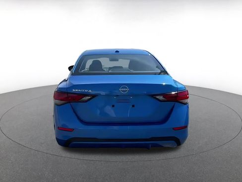 Used 2025 Nissan Sentra SV FWD image 12