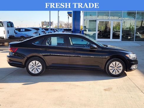 Used 2019 Volkswagen Jetta S w/ Driver Assistance Package image 7