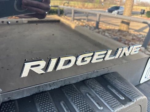 Used 2023 Honda Ridgeline Black Edition image 8