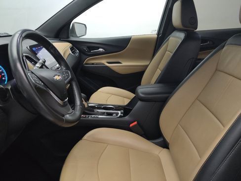 Used 2022 Chevrolet Equinox Premier image 17