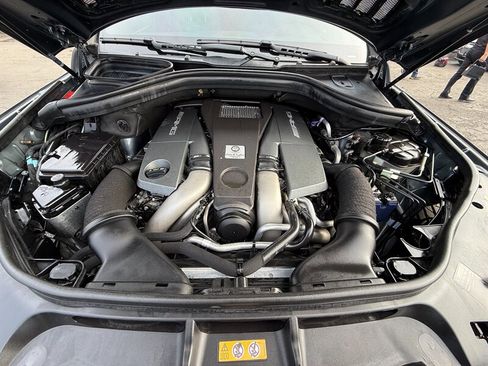 Used 2014 Mercedes-Benz GL 63 AMG 4MATIC image 10