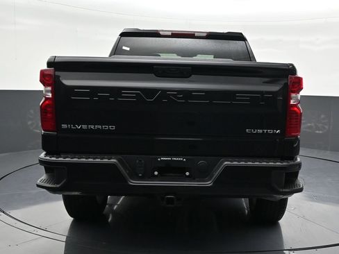 Used 2026 Chevrolet Silverado 1500 Custom image 4