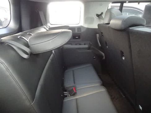 Used 2025 Hyundai Santa Fe Limited FWD image 11
