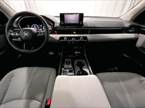 Used 2023 Honda Pilot LX image 22