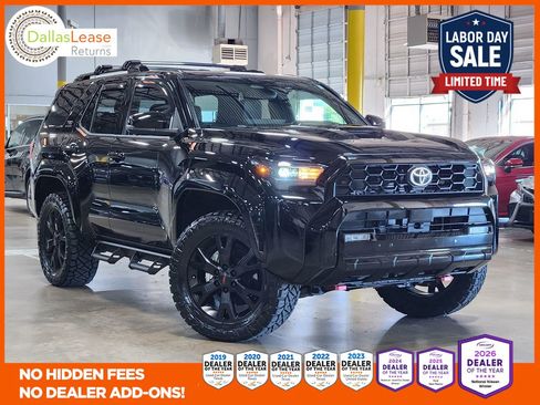 Used 2025 Toyota 4Runner TRD Sport Premium AWD/4WD image 1