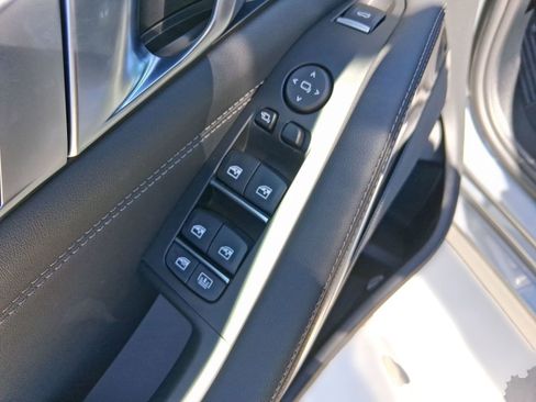 Used 2026 BMW X7 xDrive40i w/ Executive Package AWD/4WD image 21