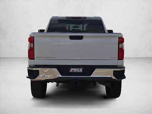 Used 2023 Chevrolet Silverado 2500 LTZ AWD/4WD image 7