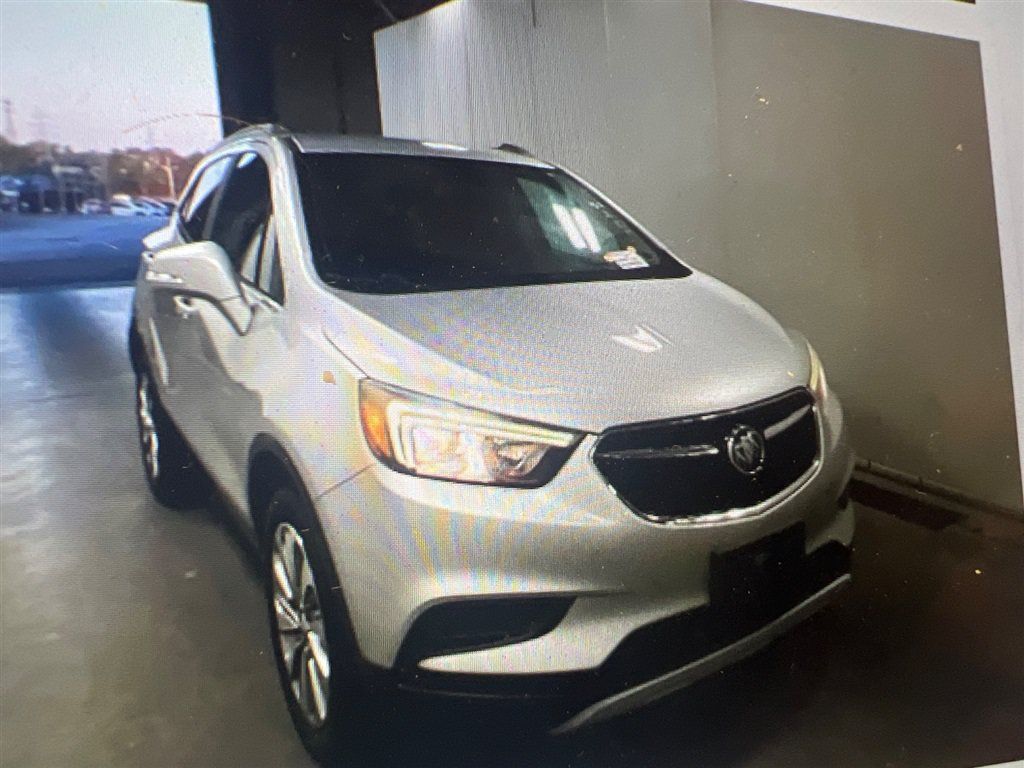 Used 2017 Buick Encore Preferred AWD/4WD image 2