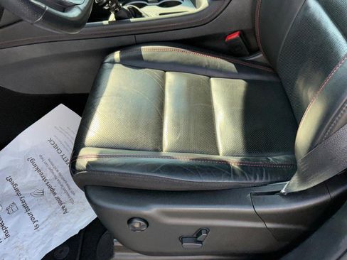 Used 2024 Dodge Durango GT image 17