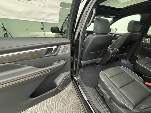 New 2026 Buick Enclave Avenir w/ Super Cruise Package image 49