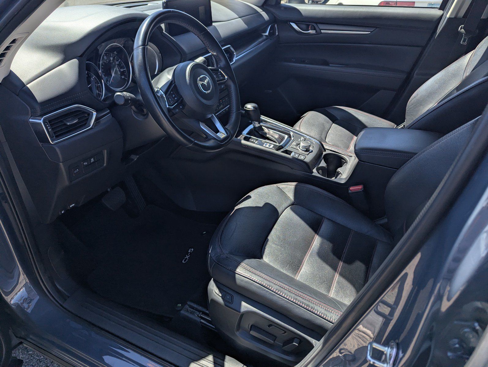 Used 2024 MAZDA CX-5 Carbon Edition AWD/4WD image 9