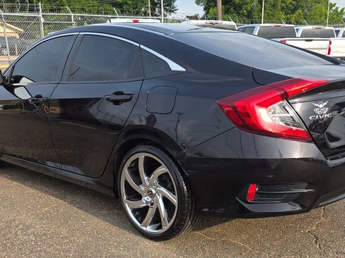 Used 2017 Honda Civic LX image 5