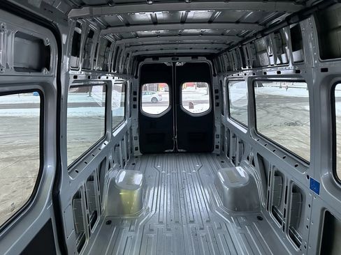 Used 2023 Mercedes-Benz Sprinter 3500 w/ Parking Package image 24