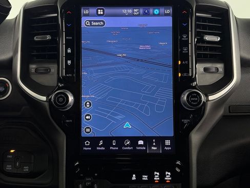 Certified 2026 RAM 2500 Big Horn AWD/4WD image 20