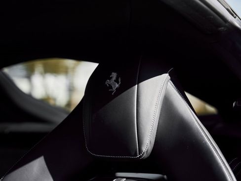 Used 2019 Ferrari 812 Superfast image 41