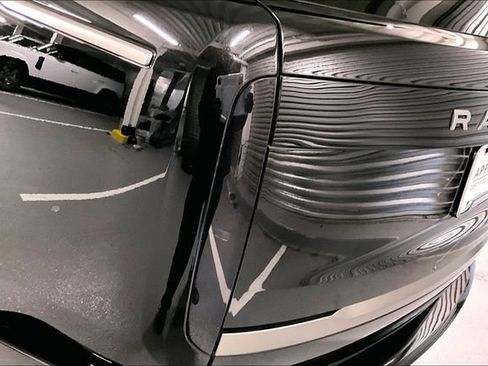 Certified 2023 Land Rover Range Rover Long Wheelbase SE image 29