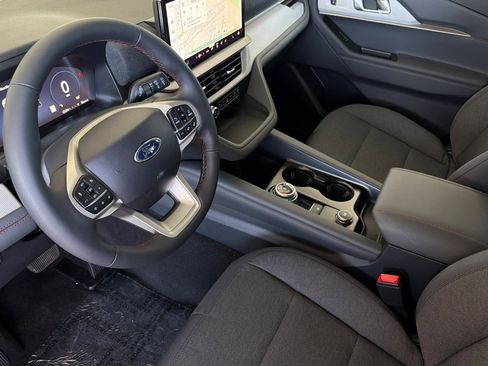 New 2026 Ford Explorer Active RWD image 10