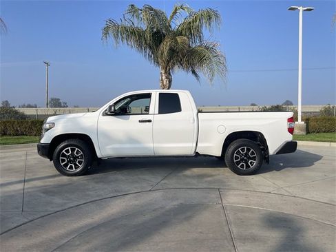 Used 2018 Toyota Tundra SR image 5