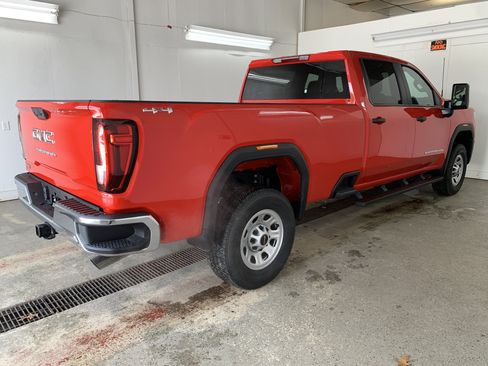 New 2026 GMC Sierra 3500 Pro w/ Convenience Package image 6