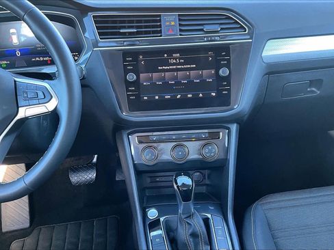 Used 2024 Volkswagen Tiguan S image 6