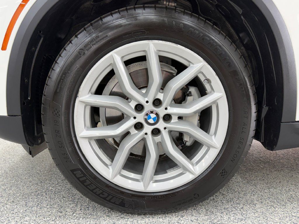 Used 2019 BMW X5 xDrive40i w/ Luxury Seating Package AWD/4WD image 44