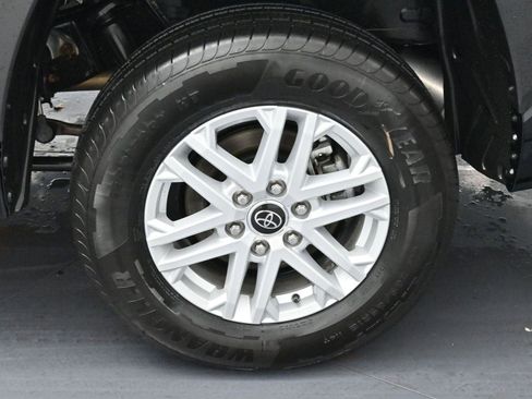 Used 2023 Toyota Tundra SR5 image 34