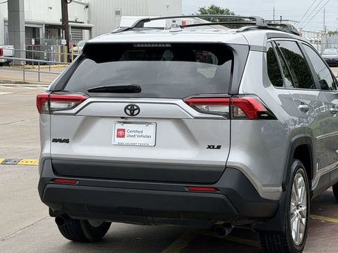 Certified 2025 Toyota RAV4 XLE Premium FWD image 7