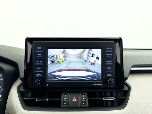 Used 2022 Toyota RAV4 XLE Premium AWD/4WD image 11
