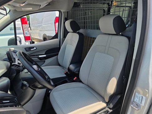 Used 2023 Ford Transit Connect XLT FWD image 11