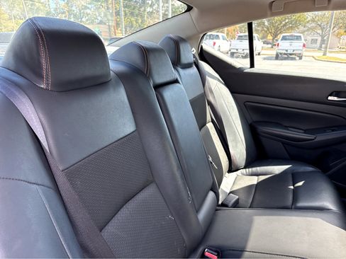 Used 2022 Nissan Altima 2.0 SR image 13