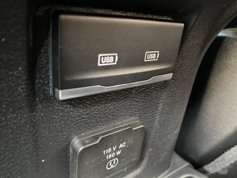 Used 2023 Jeep Wrangler Unlimited Sahara w/ Cold Weather Group AWD/4WD image 14