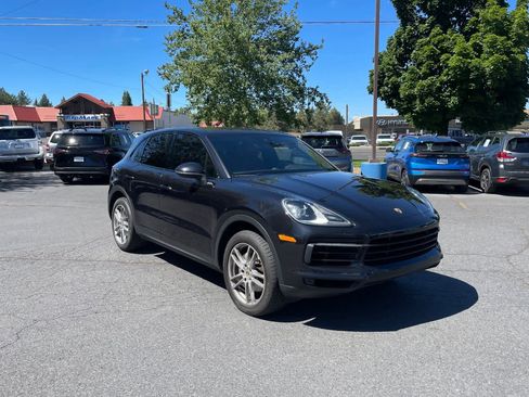 Used 2019 Porsche Cayenne AWD/4WD image 7