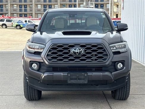 Used 2021 Toyota Tacoma TRD Sport image 7