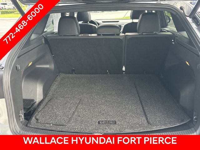 Used 2020 Volkswagen Atlas Cross Sport SE w/ Panoramic Sunroof Package FWD image 10
