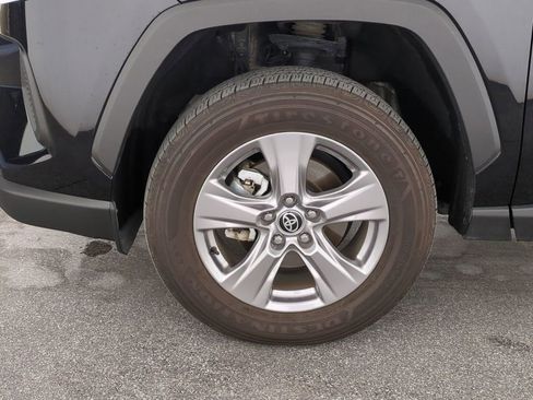 Used 2025 Toyota RAV4 LE image 37