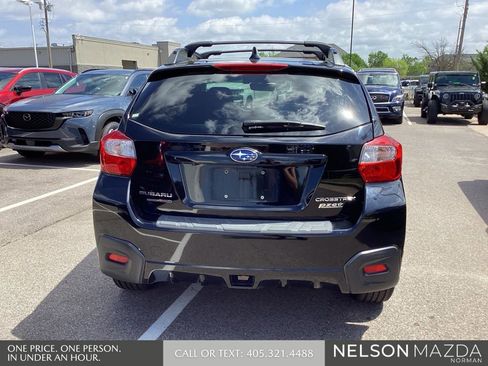 Used 2017 Subaru Crosstrek 2.0i Limited image 7