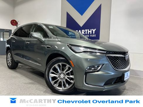 Used 2022 Buick Enclave Avenir w/ Avenir Technology Package AWD/4WD image 1