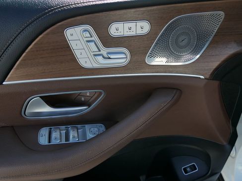 Used 2024 Mercedes-Benz GLE 350 4MATIC image 13