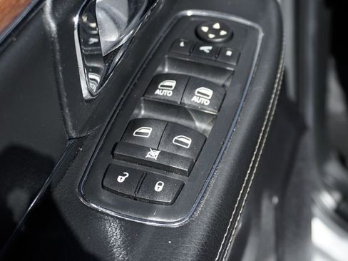 Used 2016 RAM 2500 Laramie w/ Sport Appearance Group image 19