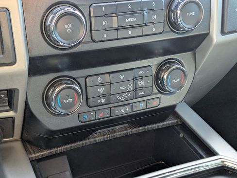 Used 2020 Ford F350 Lariat w/ Lariat Value Package image 24