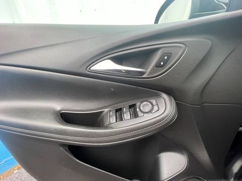 Used 2023 Buick Encore GX Select AWD/4WD image 18