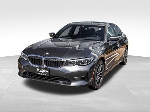 Used 2019 BMW 330i xDrive Sedan w/ Premium Package AWD/4WD image 3