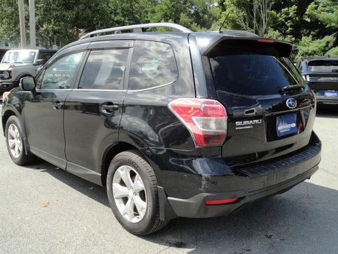 Used 2014 Subaru Forester 2.5i Touring AWD/4WD image 5