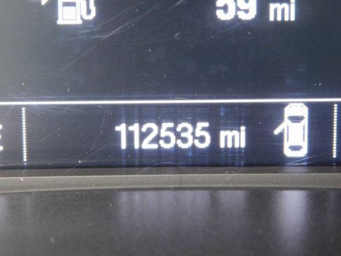 Used 2015 Chevrolet Colorado LT w/ Luxury Package RWD image 8
